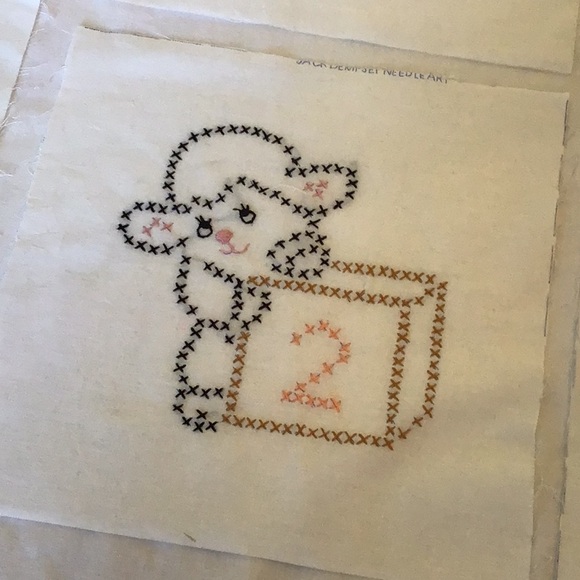 Hand stitched quilting blocks 12 count - Picture 9 of 15